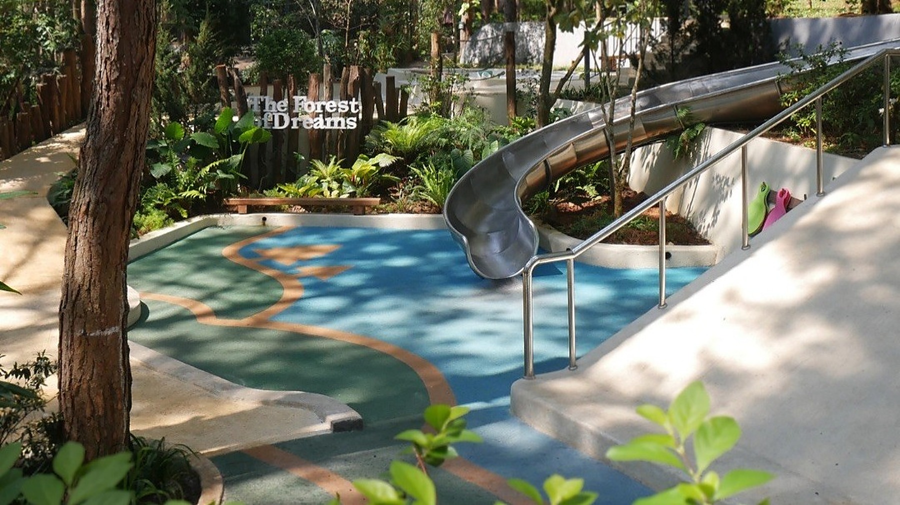 Mơ Park — a playground in a Đà Lạt pine forest